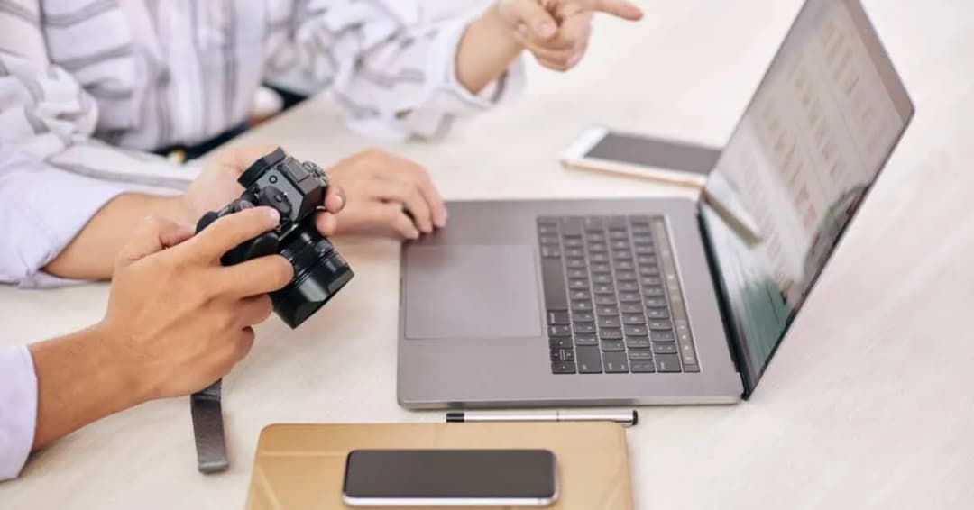 Jak szybko i bez problemów zgrać zdjęcia z aparatu Canon na komputer