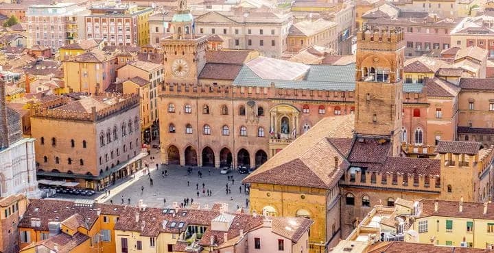 Rozkład jazdy pociągów Bolonia Florencja - najlepsze połączenia i ceny